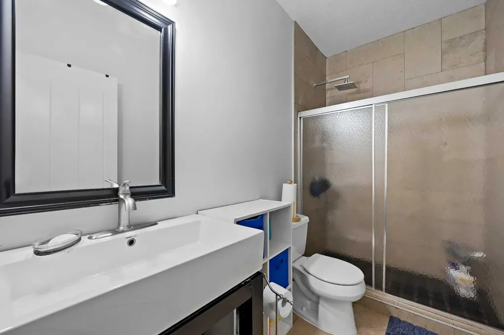 129 Springbluff Boulevard SW Calgary AB T3H 0N3