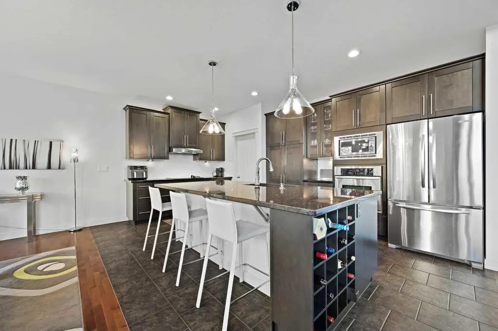 129 Springbluff Boulevard SW Calgary AB T3H 0N3