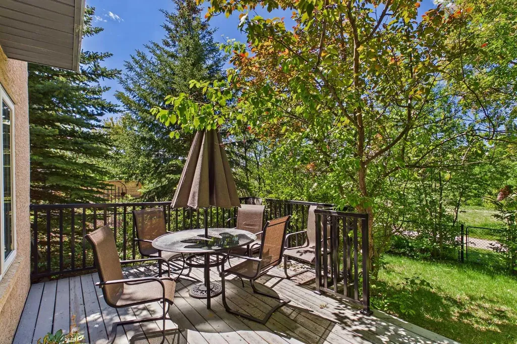 39 Tuscany Glen Place NW Calgary AB T3L 2T6