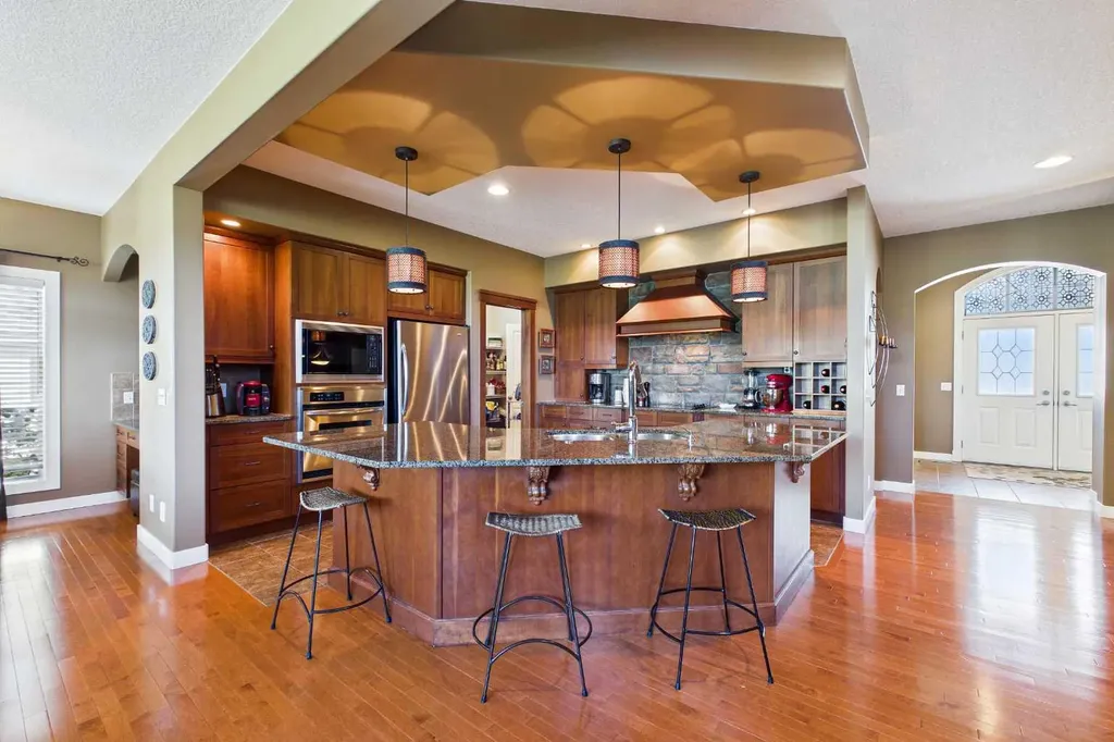 39 Tuscany Glen Place NW Calgary AB T3L 2T6