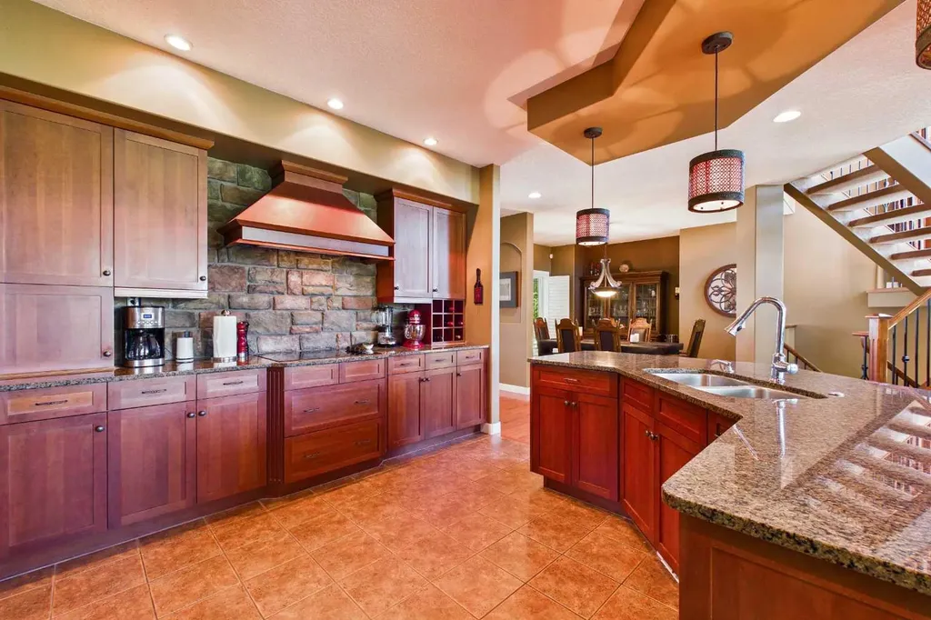 39 Tuscany Glen Place NW Calgary AB T3L 2T6