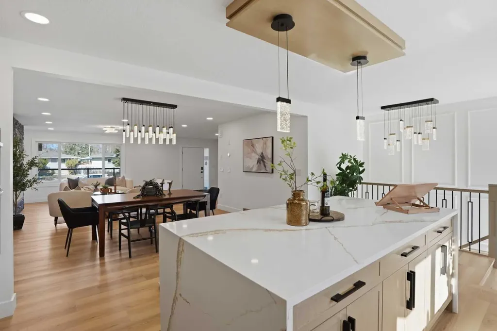 1303 87 Avenue SW Calgary AB T2V 0W2