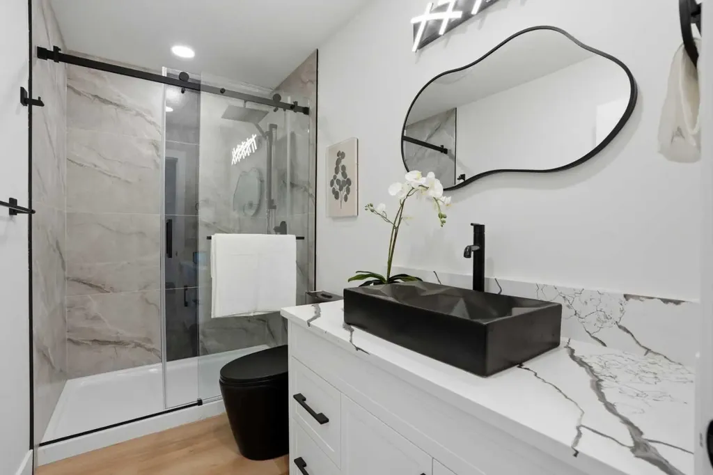 1303 87 Avenue SW Calgary AB T2V 0W2