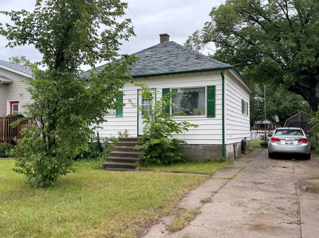 5025 54 Street Taber AB T1G 1N1