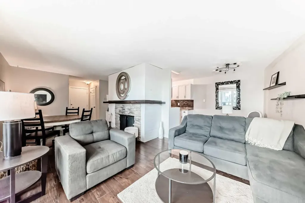 516 Cedar Crescent SW Calgary AB T3C 2Y8