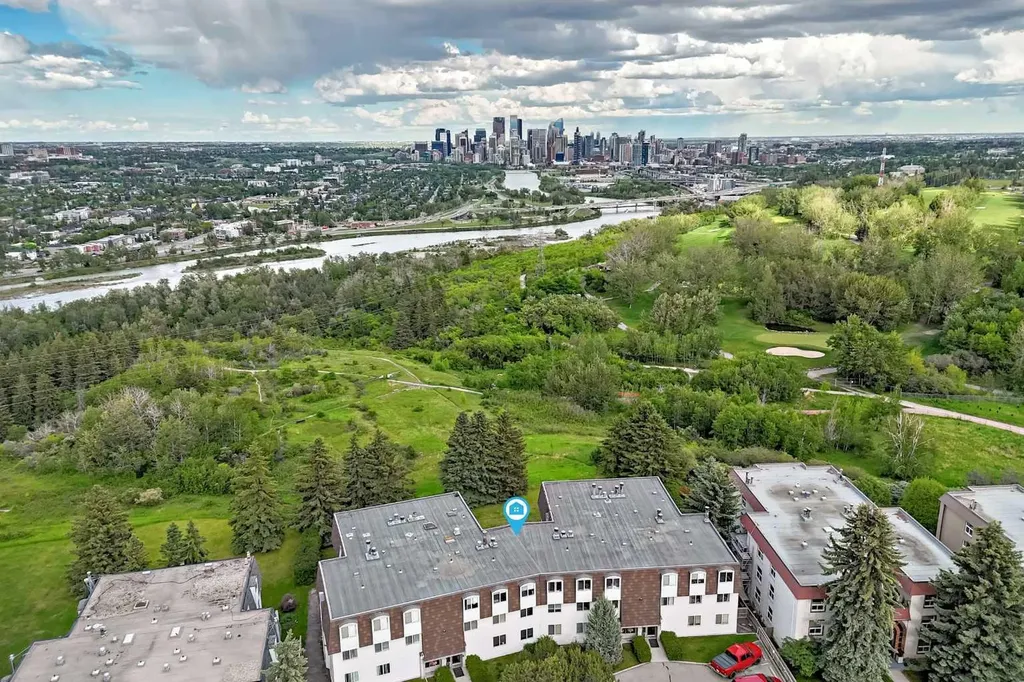 516 Cedar Crescent SW Calgary AB T3C 2Y8