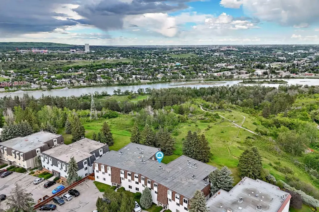 516 Cedar Crescent SW Calgary AB T3C 2Y8