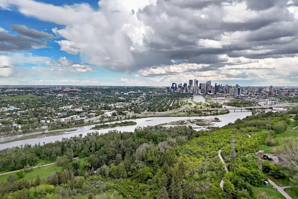 516 Cedar Crescent SW Calgary AB T3C 2Y8