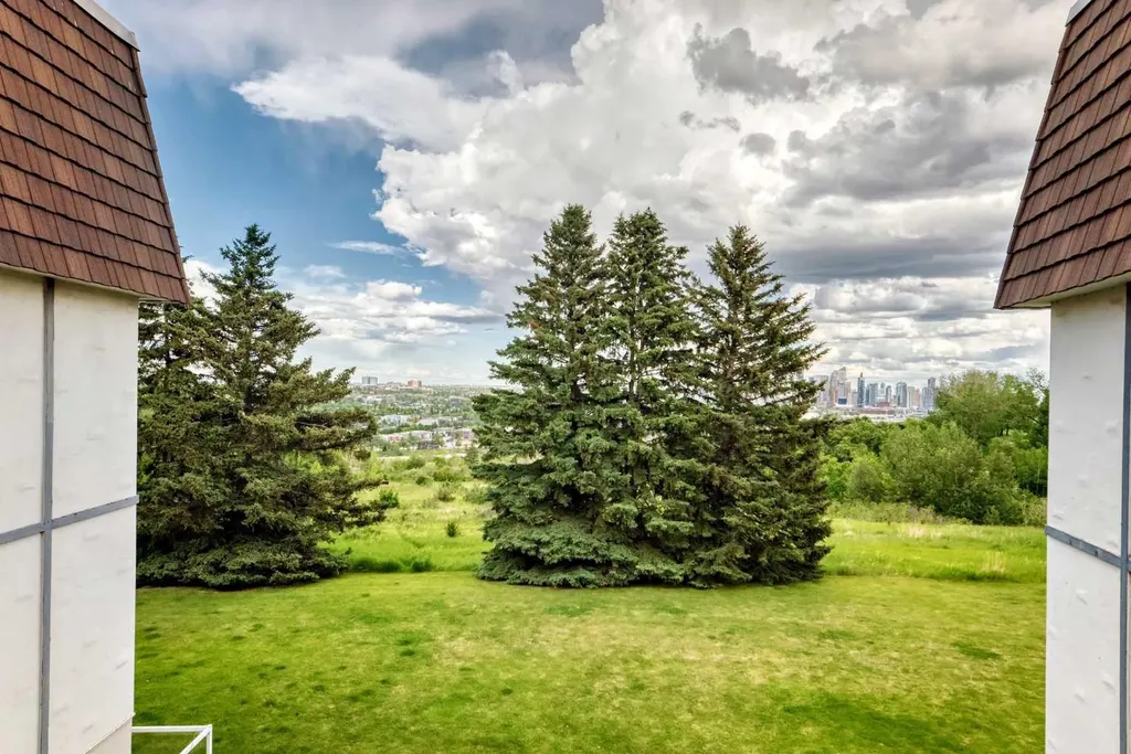 516 Cedar Crescent SW Calgary AB T3C 2Y8