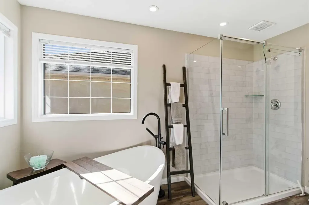 30 Mt Yamnuska Court SE Calgary AB T2Z 2Z6