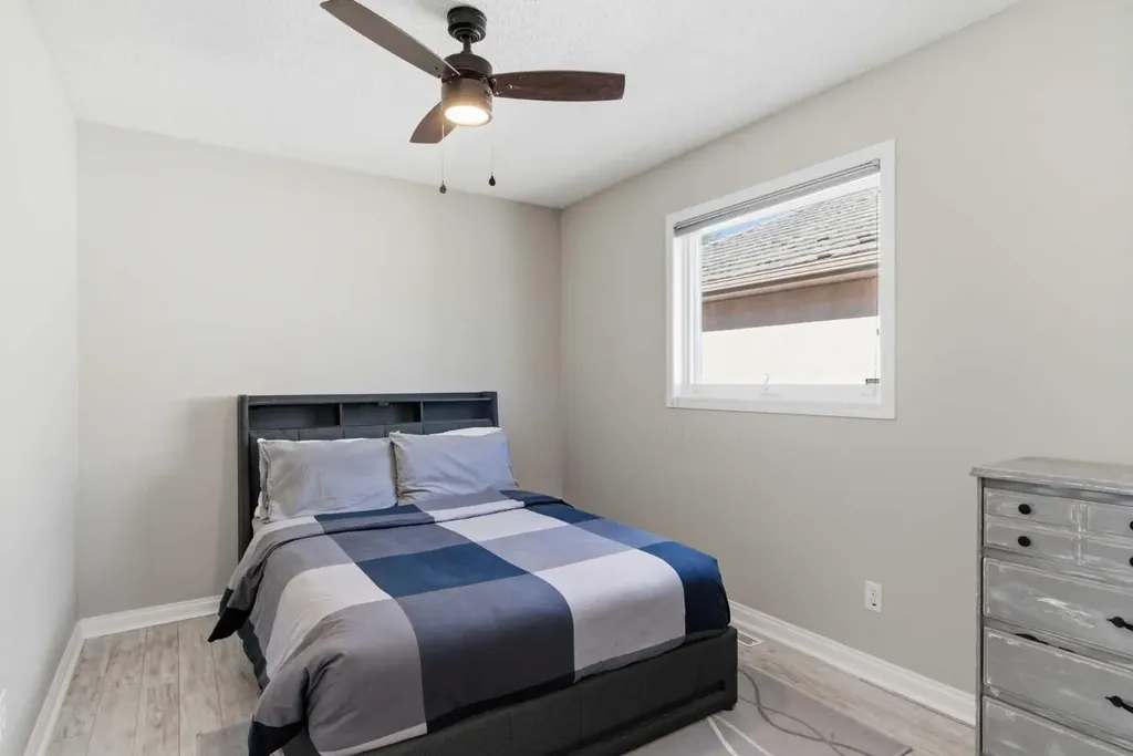 30 Mt Yamnuska Court SE Calgary AB T2Z 2Z6