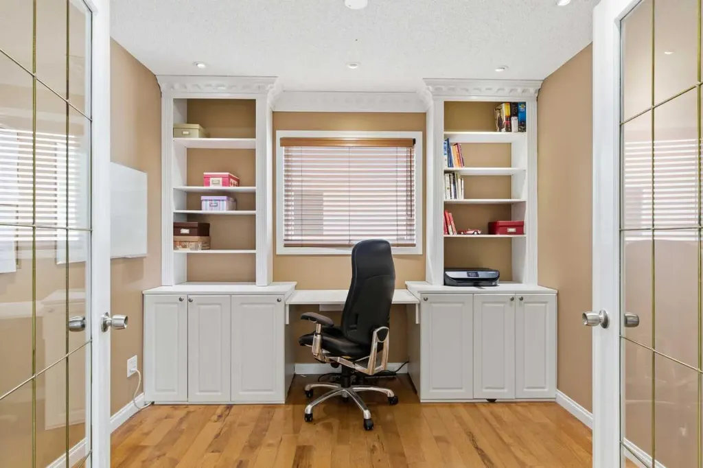 30 Mt Yamnuska Court SE Calgary AB T2Z 2Z6