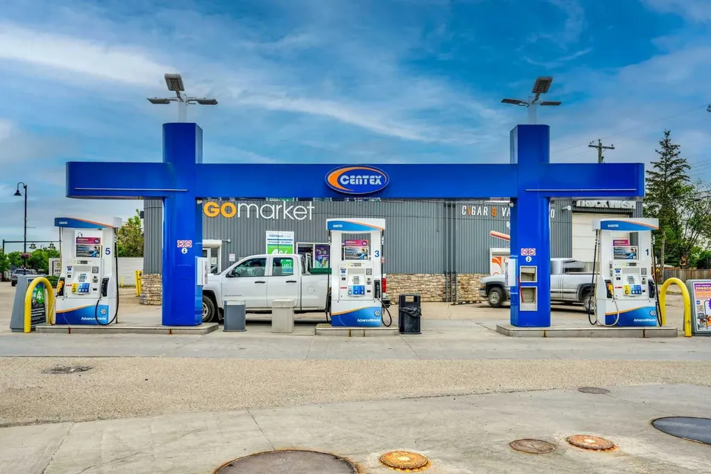 4901 Broadway Avenue Blackfalds AB T0M 0J0