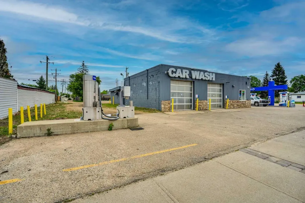 4901 Broadway Avenue Blackfalds AB T0M 0J0