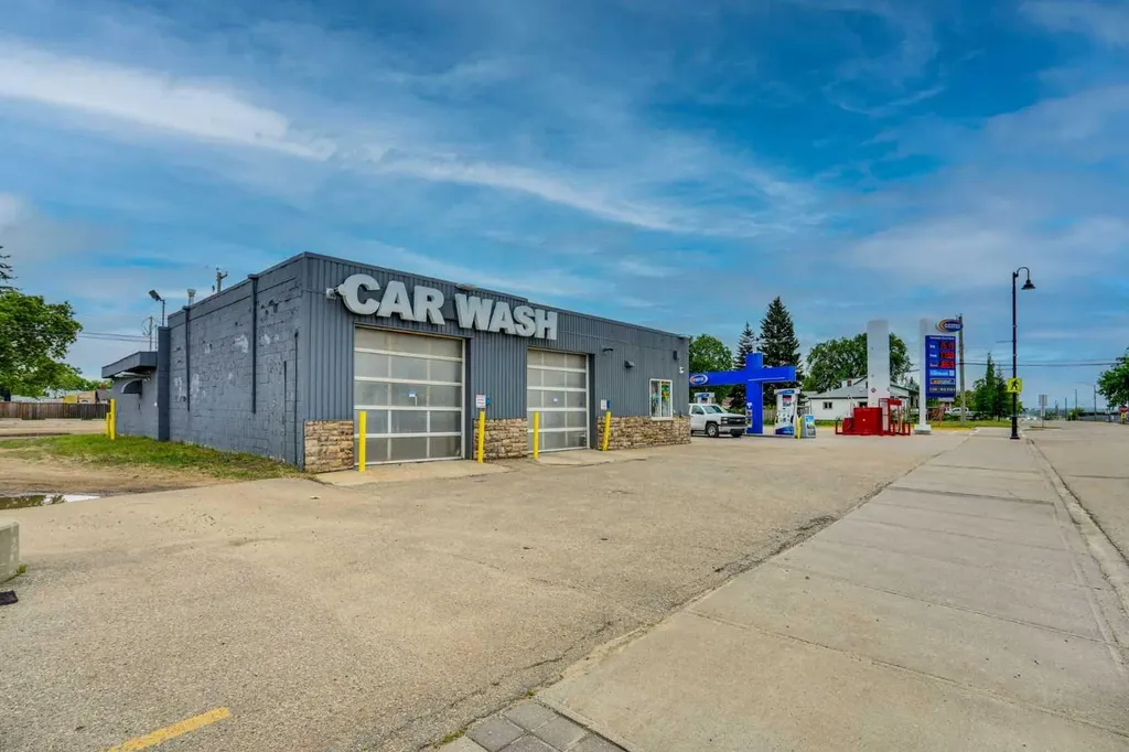 4901 Broadway Avenue Blackfalds AB T0M 0J0