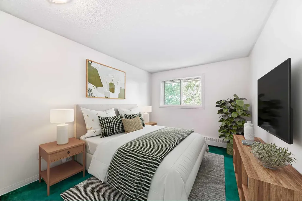 393 Patterson Hill SW Calgary AB T3H 2P4