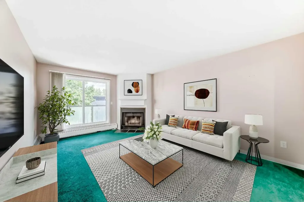 393 Patterson Hill SW Calgary AB T3H 2P4