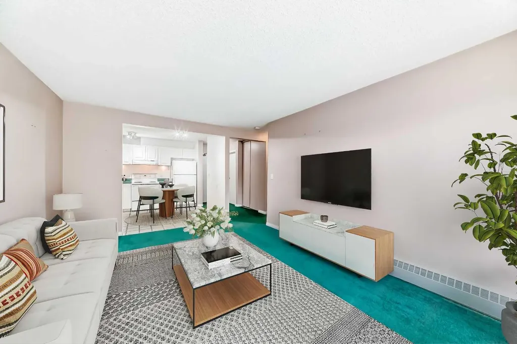 393 Patterson Hill SW Calgary AB T3H 2P4