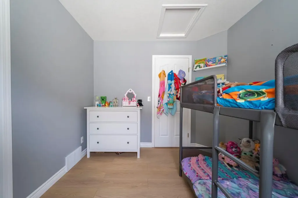 134 St. Laurent Way Fort Mcmurray AB T9K 2K2