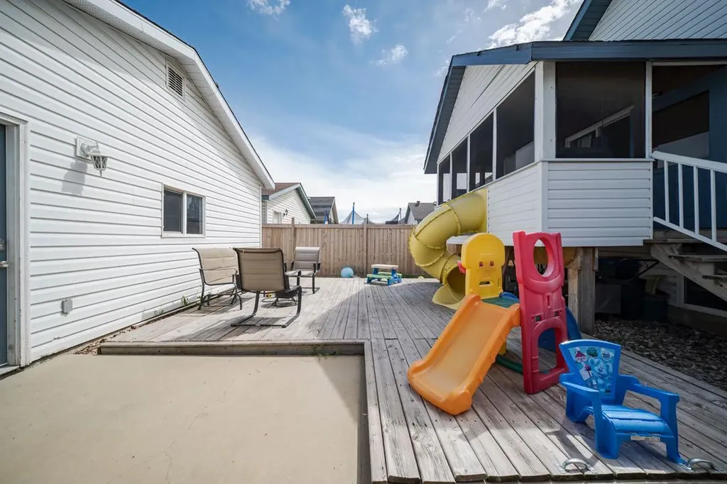 134 St. Laurent Way Fort Mcmurray AB T9K 2K2