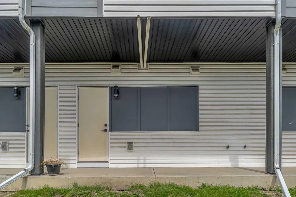 101 Panatella Square NW Calgary AB T3K 2R9