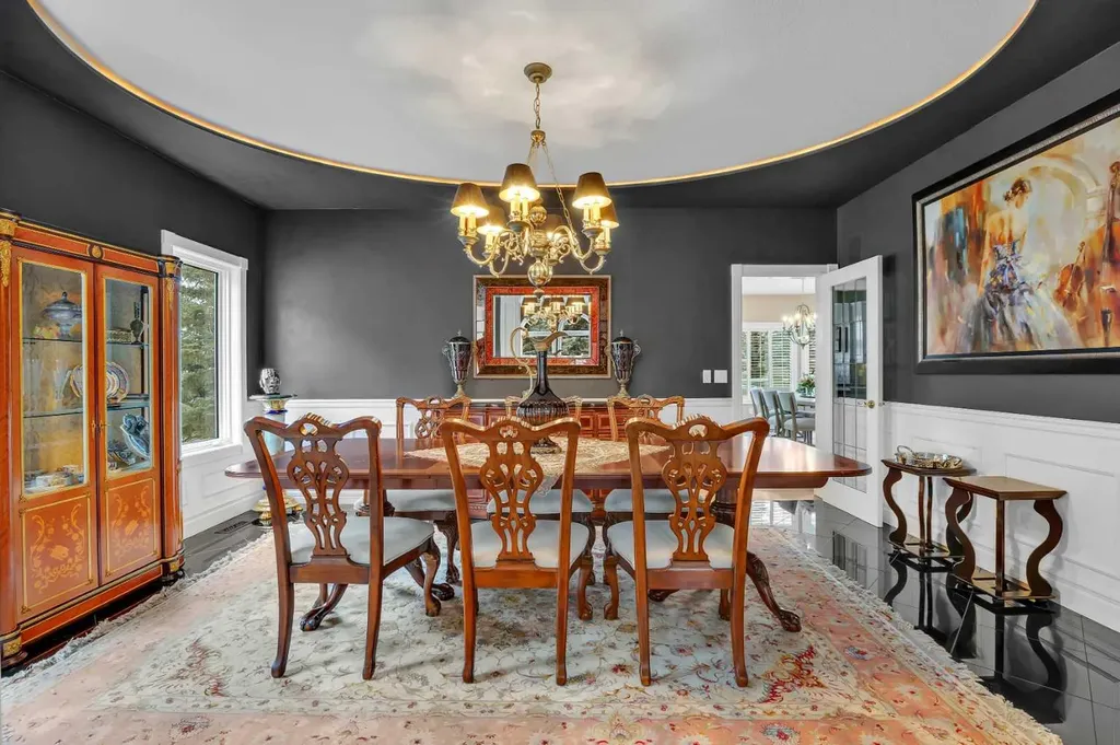 216 Evergreen Heath SW Calgary AB T2Y 3B6