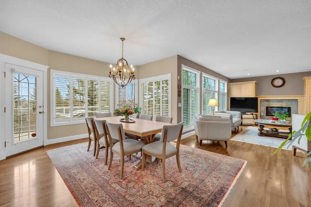 216 Evergreen Heath SW Calgary AB T2Y 3B6