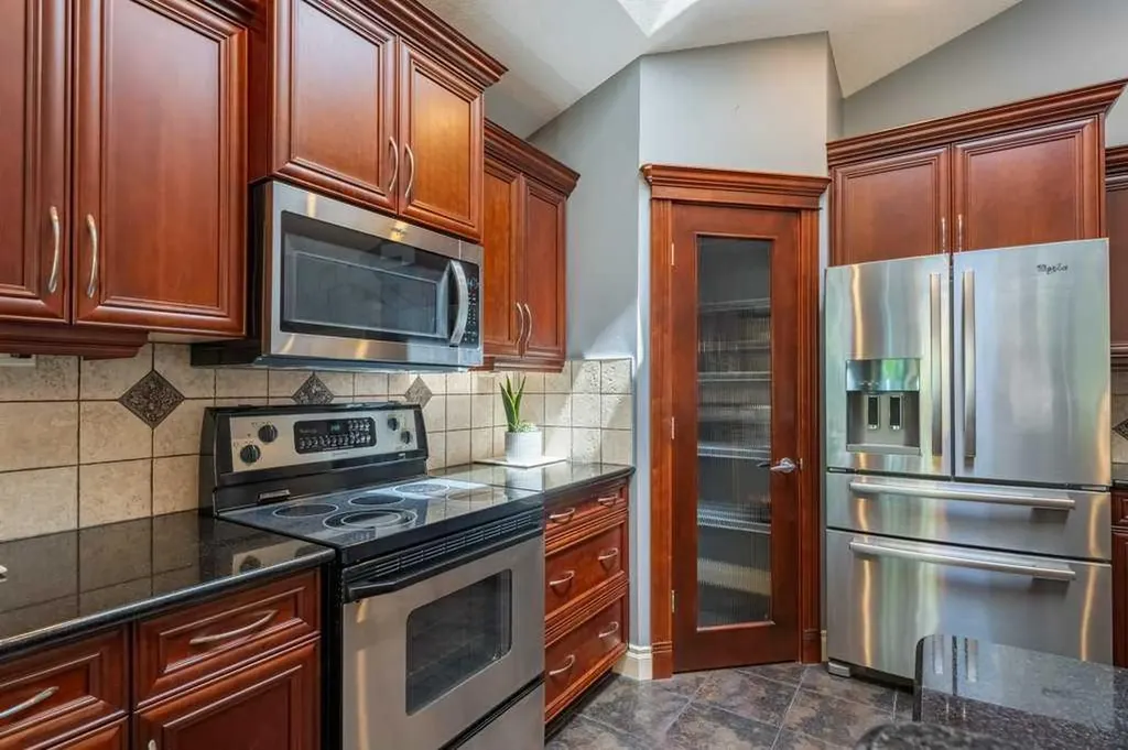 123 Valley Creek Road NW Calgary AB T3B 5W7