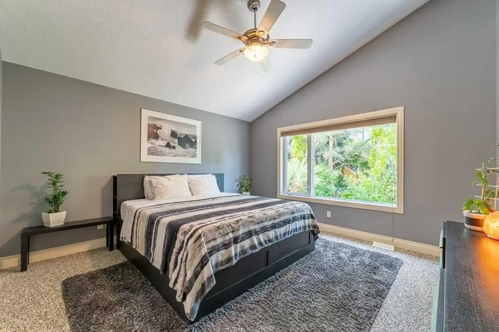 123 Valley Creek Road NW Calgary AB T3B 5W7