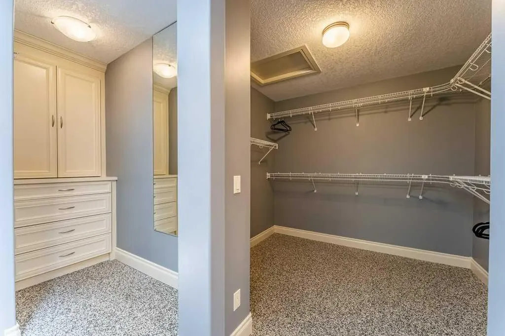 123 Valley Creek Road NW Calgary AB T3B 5W7