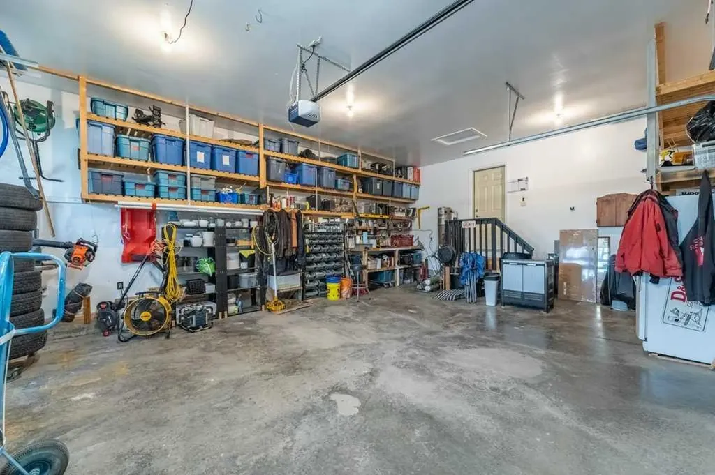 123 Valley Creek Road NW Calgary AB T3B 5W7