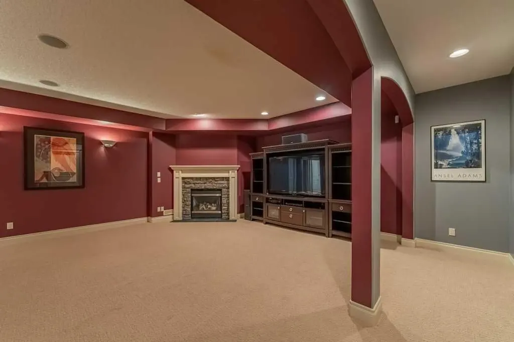 123 Valley Creek Road NW Calgary AB T3B 5W7