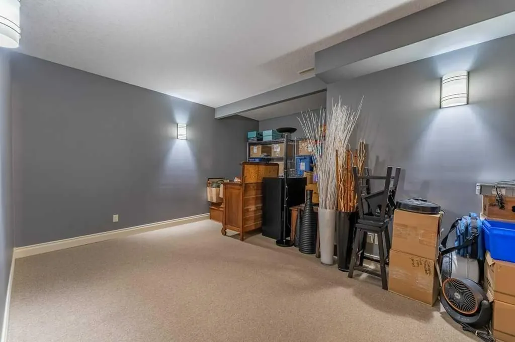 123 Valley Creek Road NW Calgary AB T3B 5W7