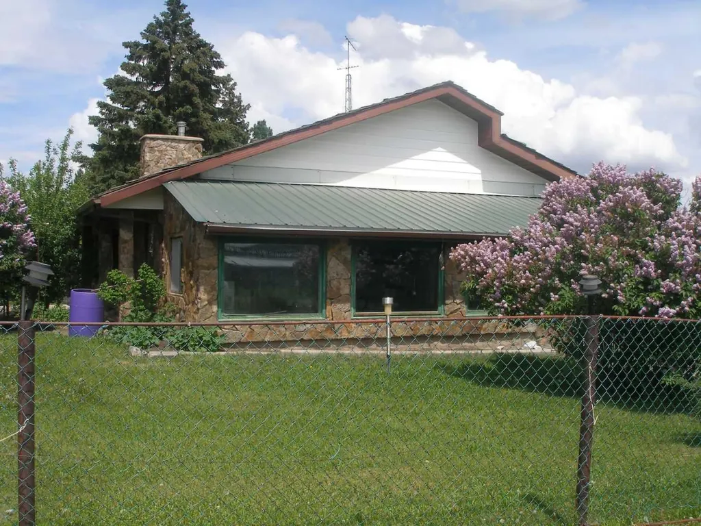 NE-35-41-3-W5 Township Road 420 Farm Rural Ponoka County AB T0C 2J0