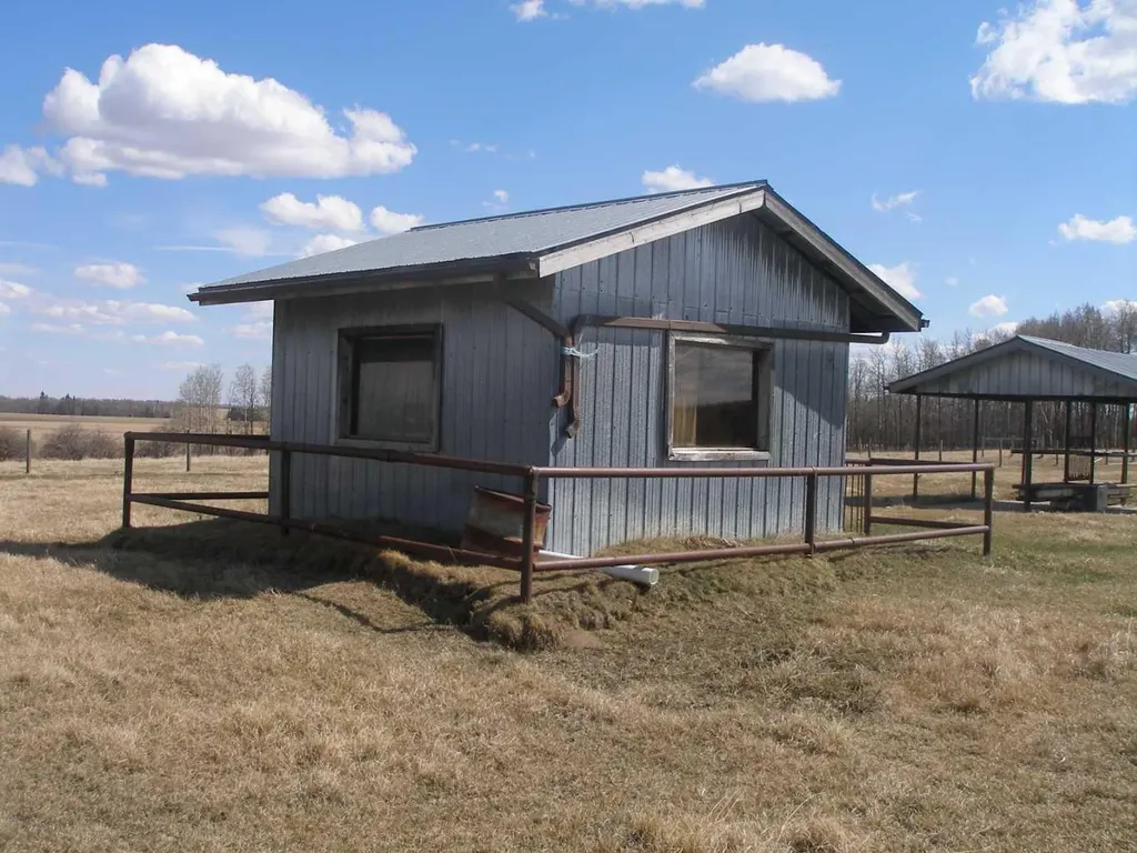 31011 Township Road 420 Rural Ponoka County AB T0C 2J0