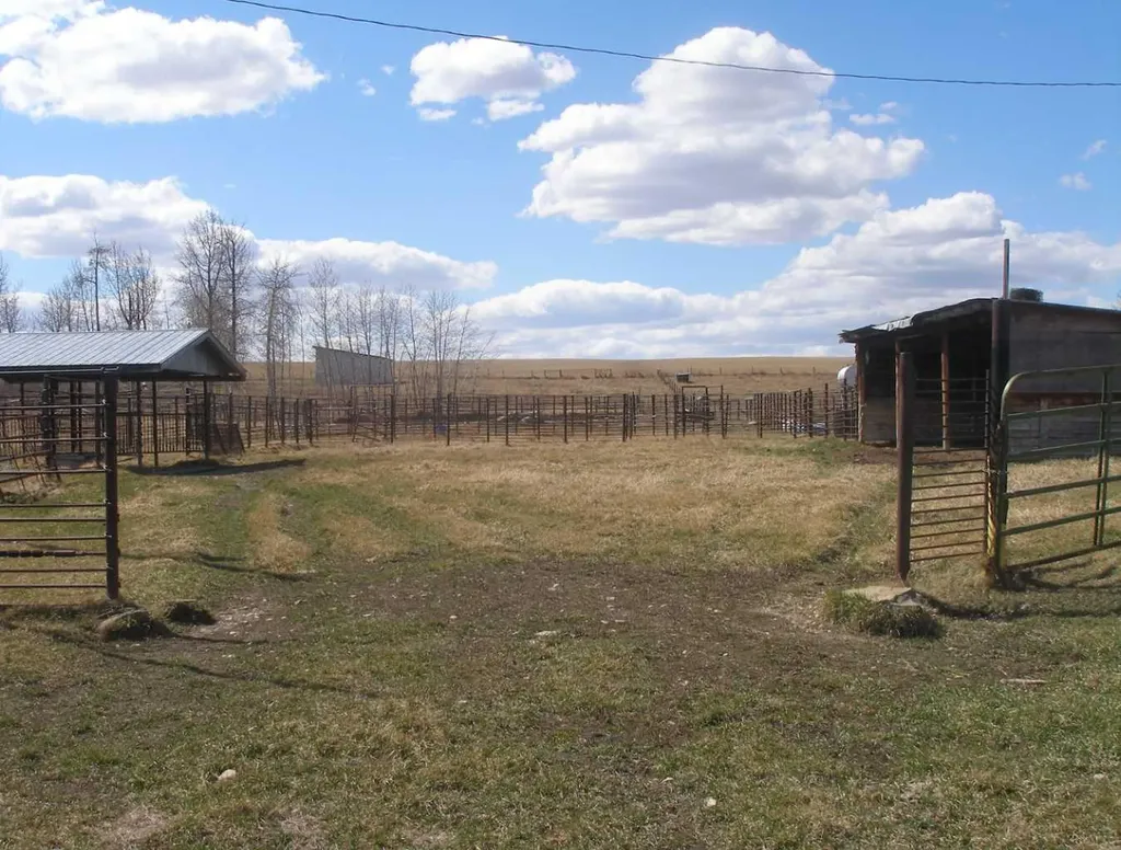 31011 Township Road 420 Rural Ponoka County AB T0C 2J0