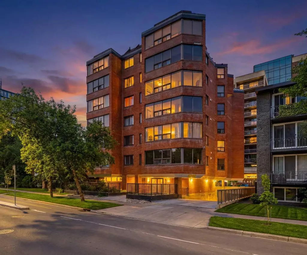 626 15 Avenue SW Calgary AB T2R 0R5