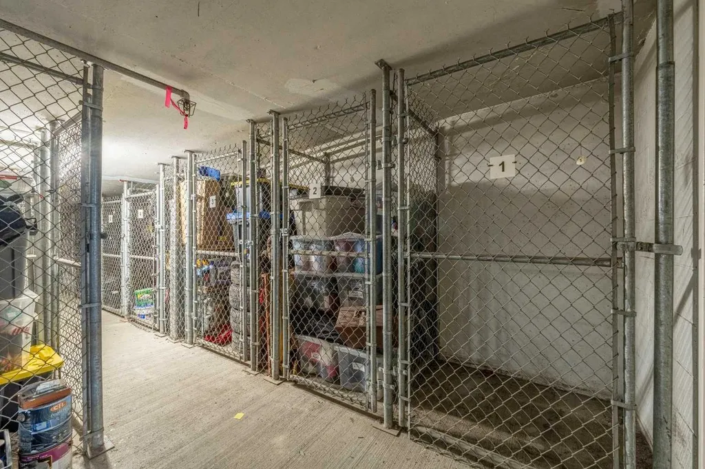 626 15 Avenue SW Calgary AB T2R 0R5