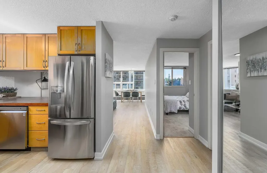 626 15 Avenue SW Calgary AB T2R 0R5