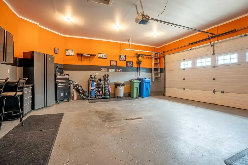 148 Cimarron Park Circle Okotoks AB T1S 2L6