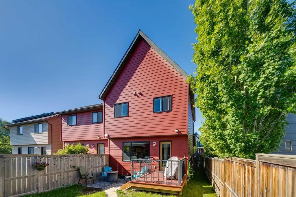 58 Walden Drive SE Calgary AB T2X2A6