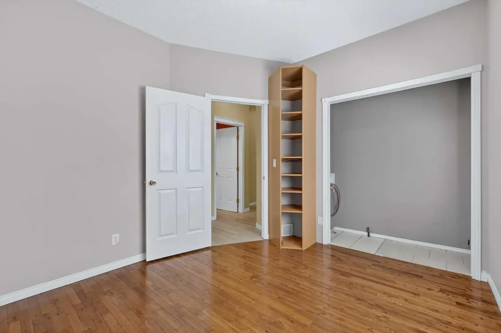 118 Invermere Drive Chestermere AB T1X 1L1