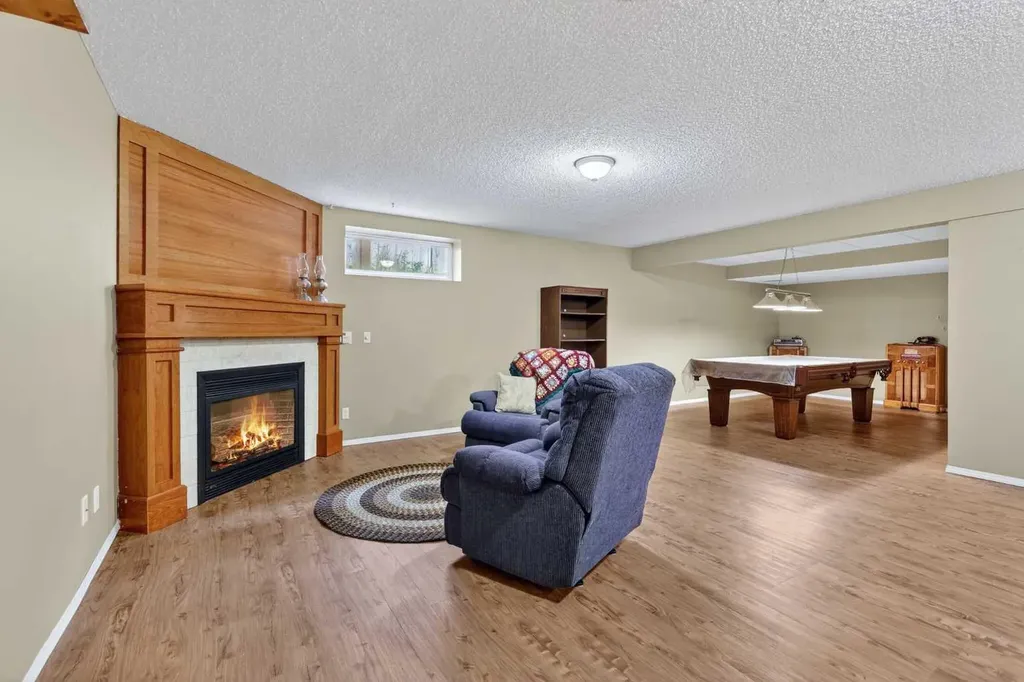 118 Invermere Drive Chestermere AB T1X 1L1