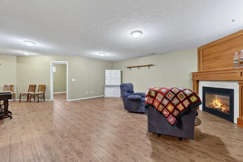 118 Invermere Drive Chestermere AB T1X 1L1