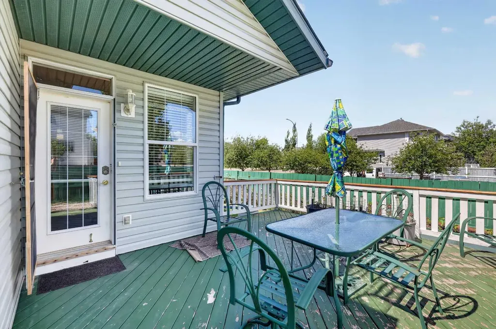 118 Invermere Drive Chestermere AB T1X 1L1