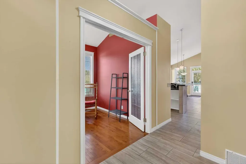 118 Invermere Drive Chestermere AB T1X 1L1