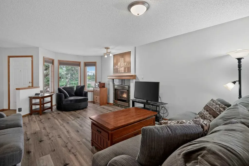 84 Hidden Spring Close NW Calgary AB T3A 5K2