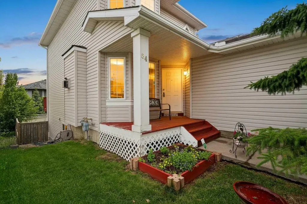 84 Hidden Spring Close NW Calgary AB T3A 5K2