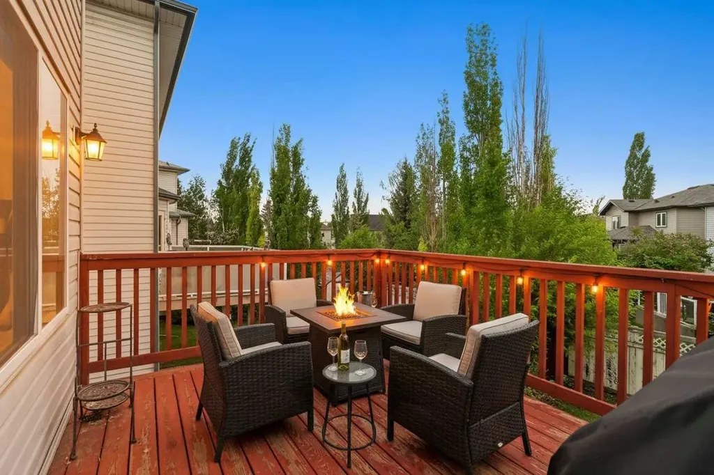 84 Hidden Spring Close NW Calgary AB T3A 5K2