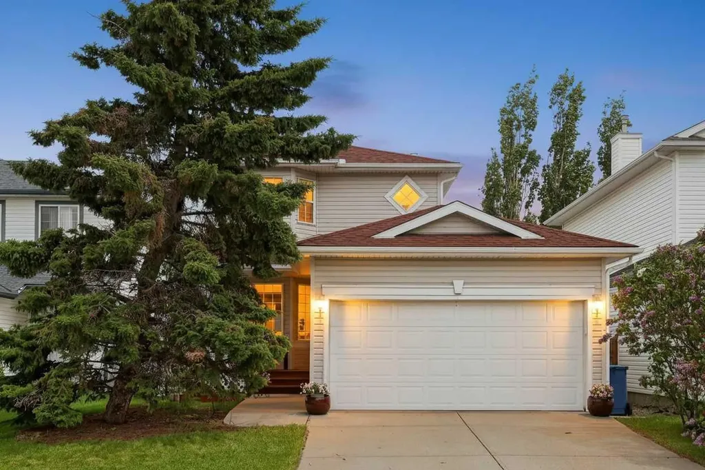 84 Hidden Spring Close NW Calgary AB T3A 5K2